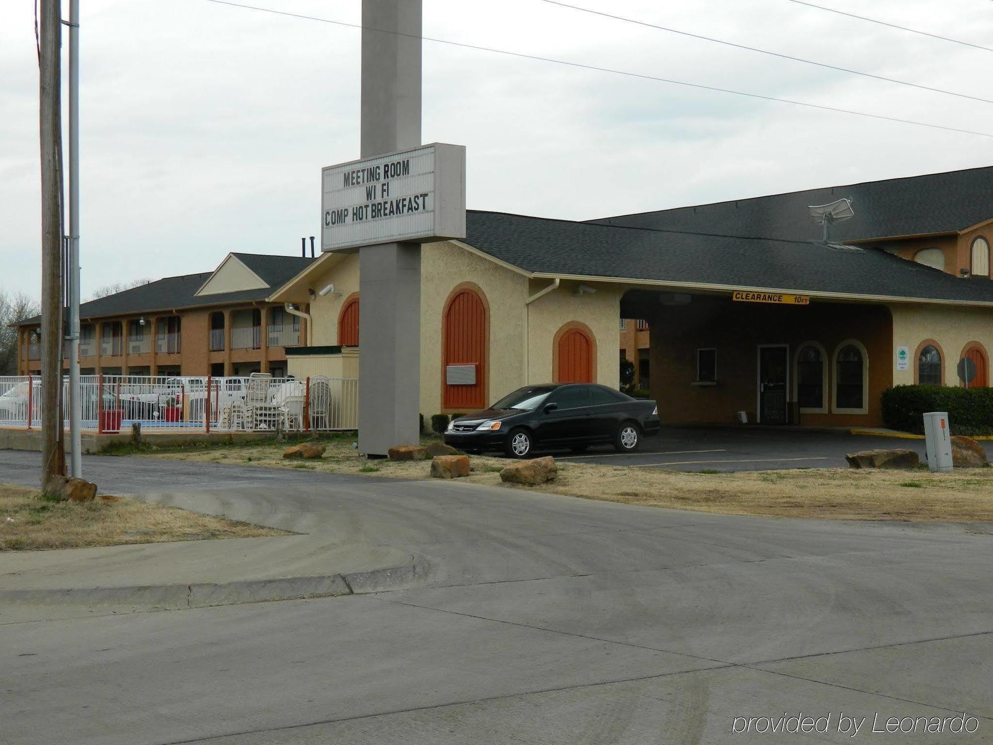 Quality Inn Glenpool - Tulsa Bagian luar foto
